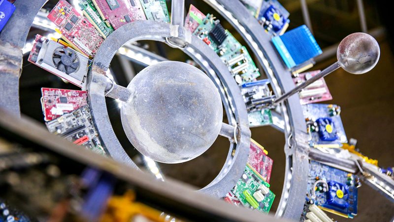 数据中台：构建高效数据治理的基石**