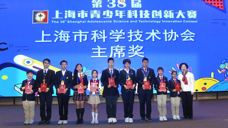 小标题：一、SaaS平台定义及市场现状